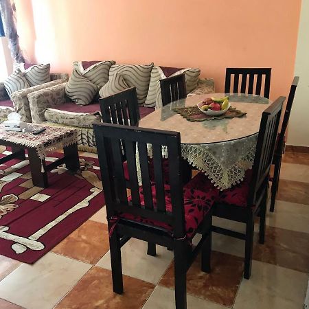 Cozy New 2 Bd Amazing Beach View Next To Hilton Hotel Family Only !العائلات فقط Αλεξάνδρεια Εξωτερικό φωτογραφία