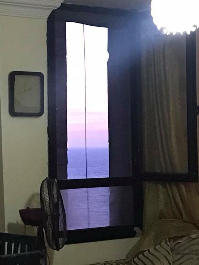 Cozy New 2 Bd Amazing Beach View Next To Hilton Hotel Family Only !العائلات فقط Αλεξάνδρεια Εξωτερικό φωτογραφία
